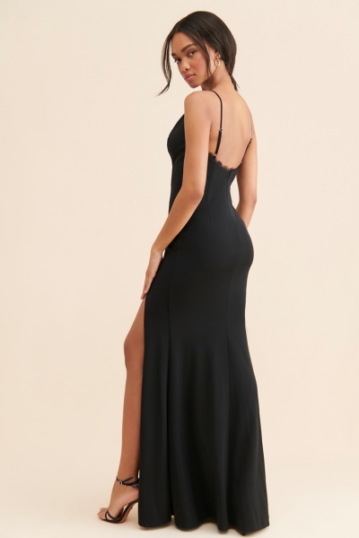 Saylor Lace Gown | Nuuly