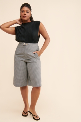 Plisse Mock Neck Top | Nuuly