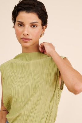 Plisse Mock Neck Top