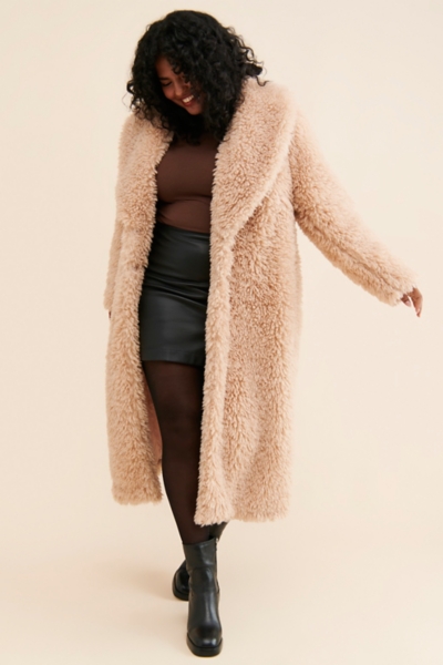 Shawl Collar Shearling Coat | Nuuly