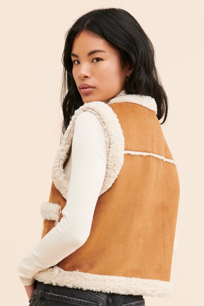 Sherpa Toggle Vest | Nuuly