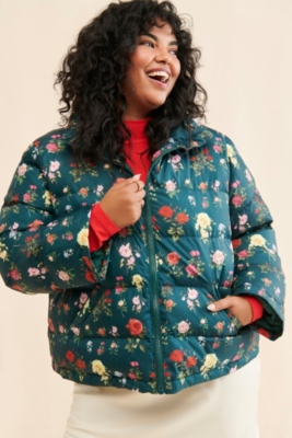 Low-Rise Relaxed Straight Jeans