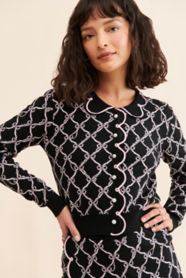 Low-Rise Relaxed Straight Jeans