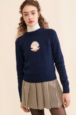 Low-Rise Relaxed Straight Jeans