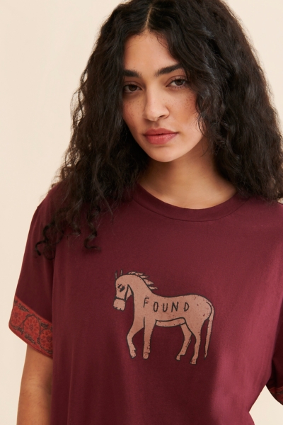 Horse Graphic Tee | Nuuly