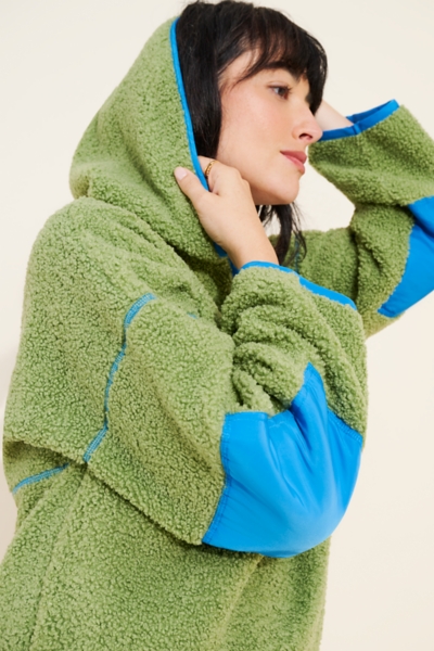 Maternity Sherpa Mammoth Cropped Pullover | Nuuly