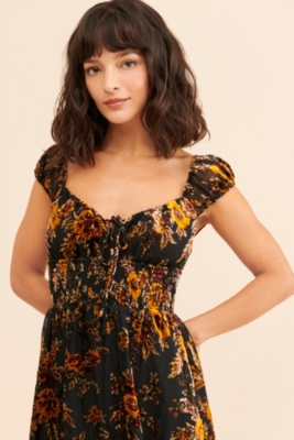 Textured Tie-Front Flower Maxi Dress