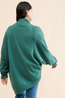 Fine-Knit Mock Turtleneck Sweater - Navy blue/striped