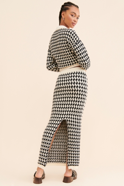 【新品未着用】shetokyo Elliy houndstooth navy38 新品未着用】shetokyo Elliy houndstooth navy38 goods｜SHE Tokyo