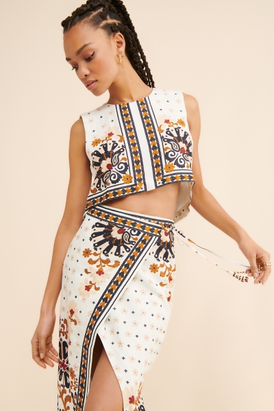 Flower Fan Tapestry Crop Top | Nuuly