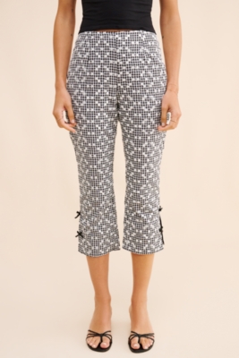 Mimi Embroidered Capri Pants | Nuuly