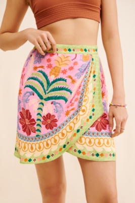 Patterned skirt queen hotsell