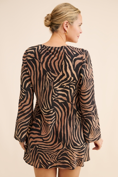 rixo sutton silk mini dress Hello long weekend  Our new SUTTON mini is perfect for all your plans,  whether you're at the beach or brunching with friends! #humansofrixo  @carlanicieza