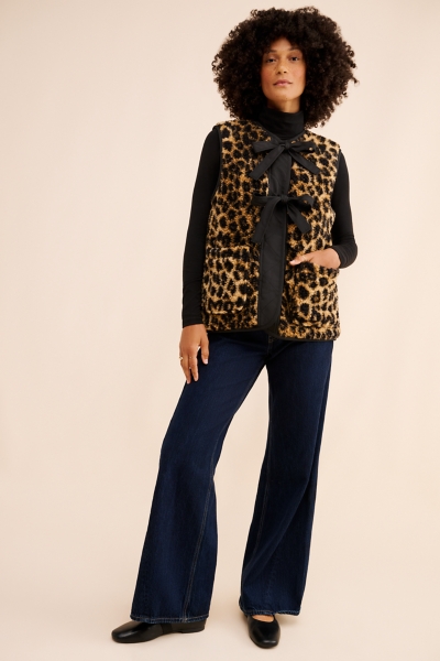 Marta Borg Gilet Bow Vest | Nuuly