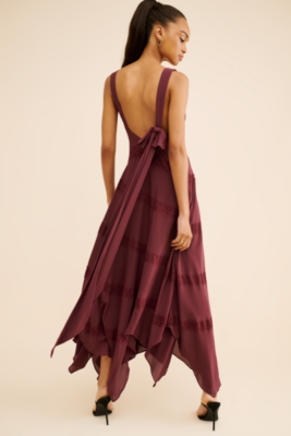 Sleeveless Lace Maxi Dress