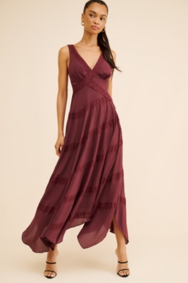 Sleeveless Lace Maxi Dress