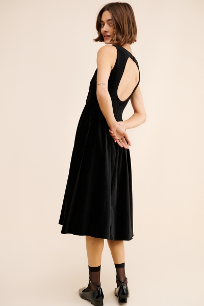 Velvet Sleeveless Midi Dress | Nuuly