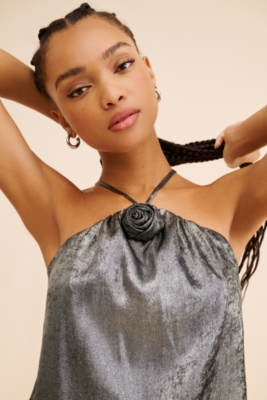 Metallic Rosette Tank | Nuuly
