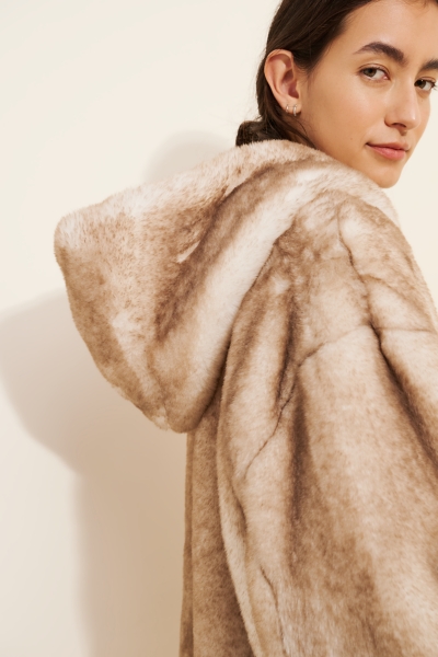 Hannah Hooded Faux Fur Coat | Nuuly