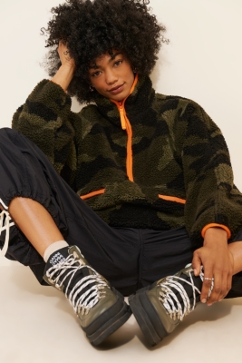 Sun Valley Sherpa Pullover