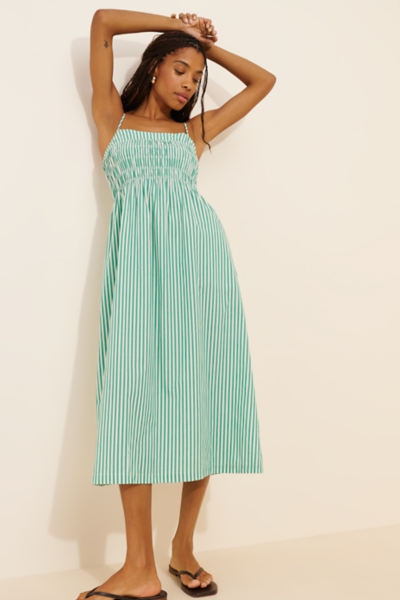 ruffle dresses midi Square Neck Ruffle Midi Dress with Slit in Fuchsia  Modsele