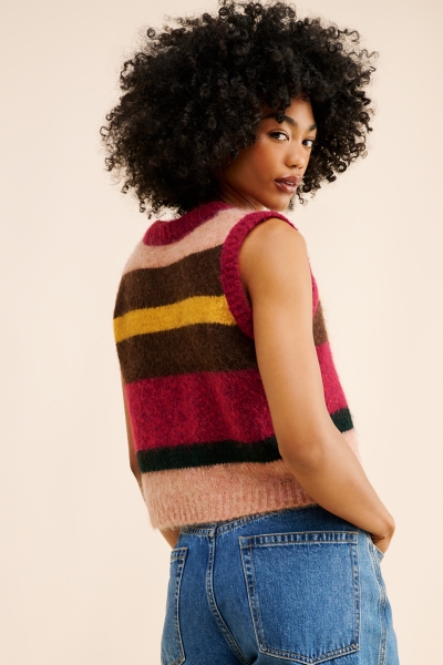トゥデイフル  Tuck Stripe Vest TODAYFUL（トゥデイフル）の「タックストライプベスト（ベスト）」 - WEAR