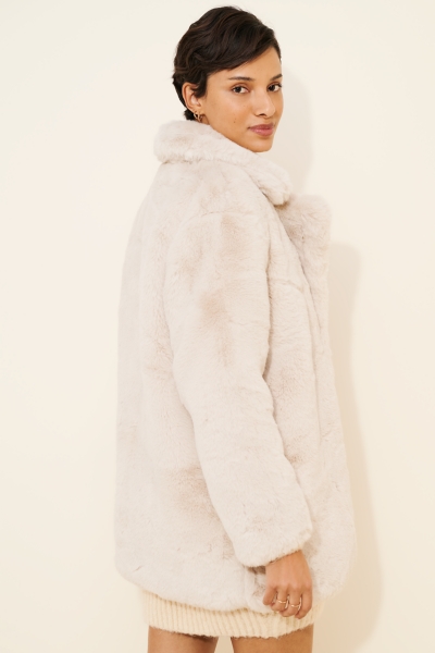 Snow Faux Fur Coat | Nuuly