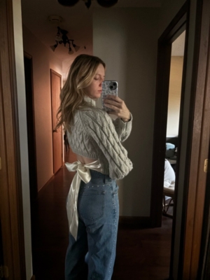 Lise Chunky Bow Back Sweater