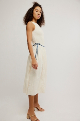 Nightingale Midi Dress