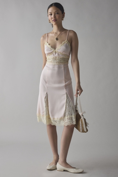 kimchi blue leila embroidered midi dress Kimchi Blue
