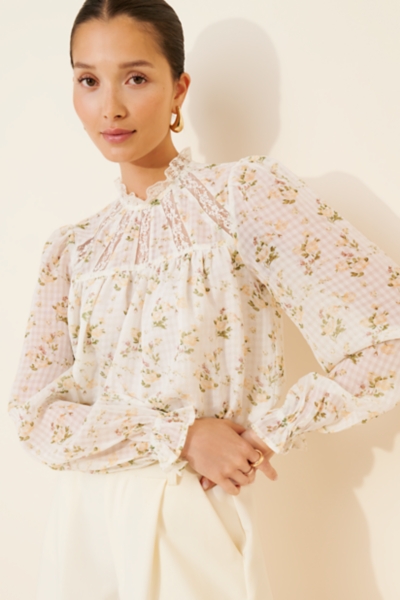 Treat Urself étoile flower lace blouse treat urself étoile flower 