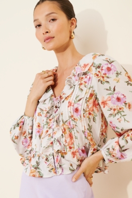 Sleeveless Pleated-Waist Blouse