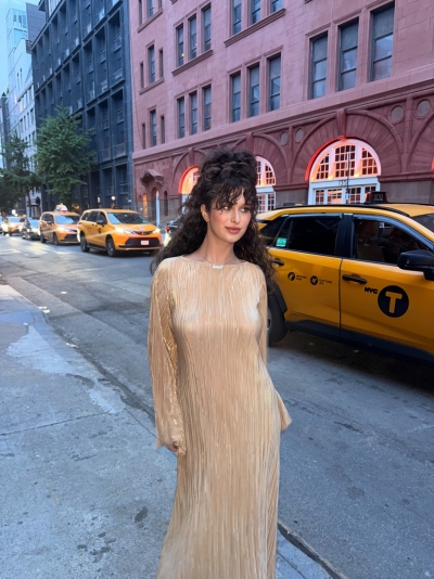 sarah midi dress show me your mumu Sarah Midi Dress