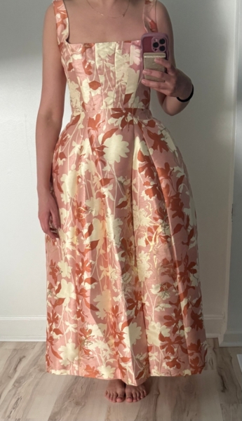 Sleeveless Square-Neck Floral Fit & Flare Midi Dre | Nuuly