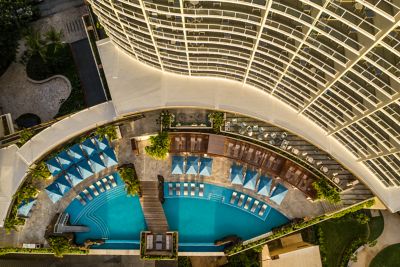 Waikiki Beach Hotels Honolulu Resorts The Ritz Carlton