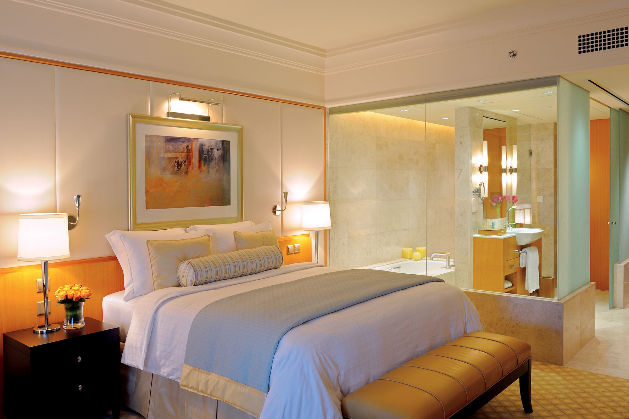 Deluxe Room | The Ritz-Carlton, Dubai International Financial Centre