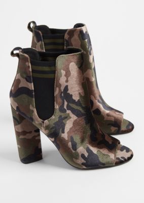 nina forbes peep toe