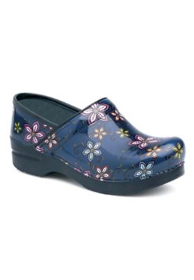 dansko nursing clogs clearance