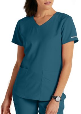 Vitality 3 Pocket Virtual V Neck Top