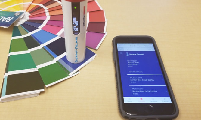 Handheld color reader links to your smartphone