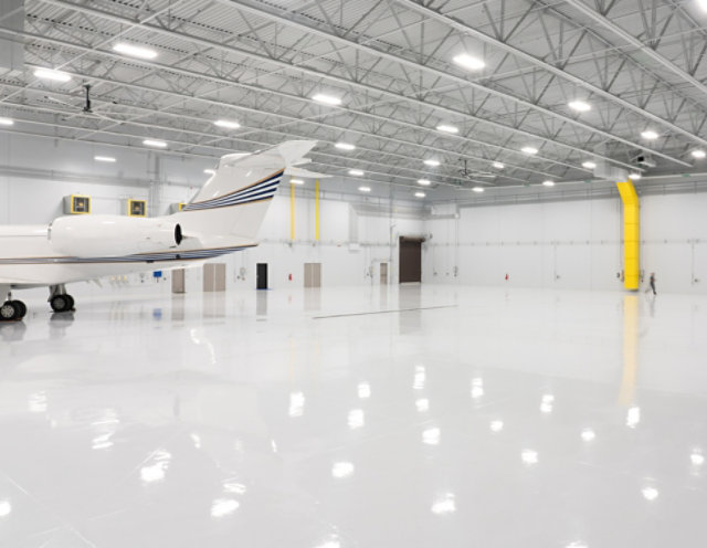 air-hangar-light-gray-flooring