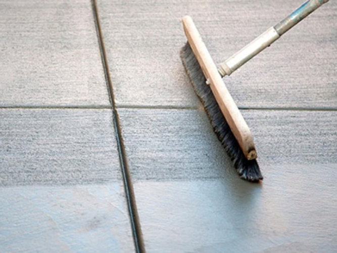 Broom finish on concrete