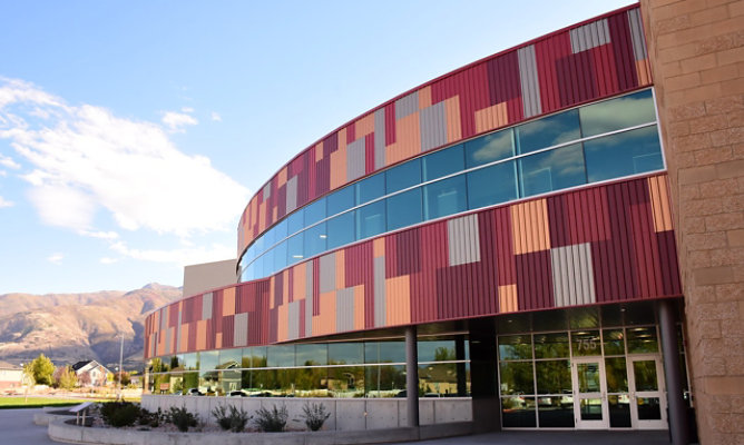 Canyon Creek Elementary School | Coil & Extrusion Coatings