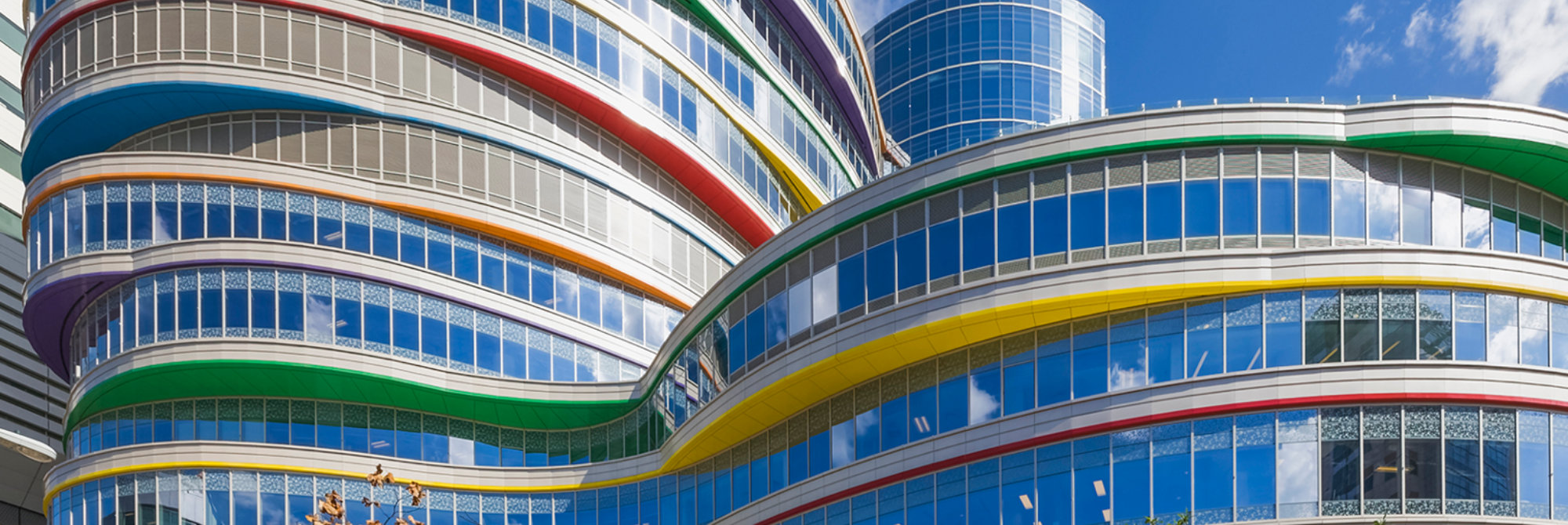 Children's hospital with colorful metal exterior