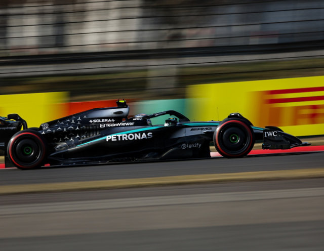 Mercedes-AMG PETRONAS F1 team with car