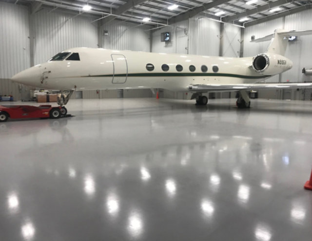 Resuflor Gard Floor in Hangar