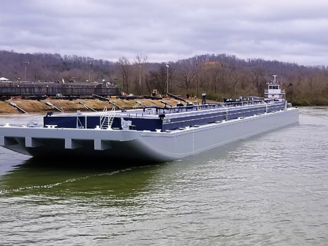 Maritime Partners launched the first of its new barges featuring coating systems from Sherwin-Williams in an inland waterway where it was ready to be put to work hauling commodities.