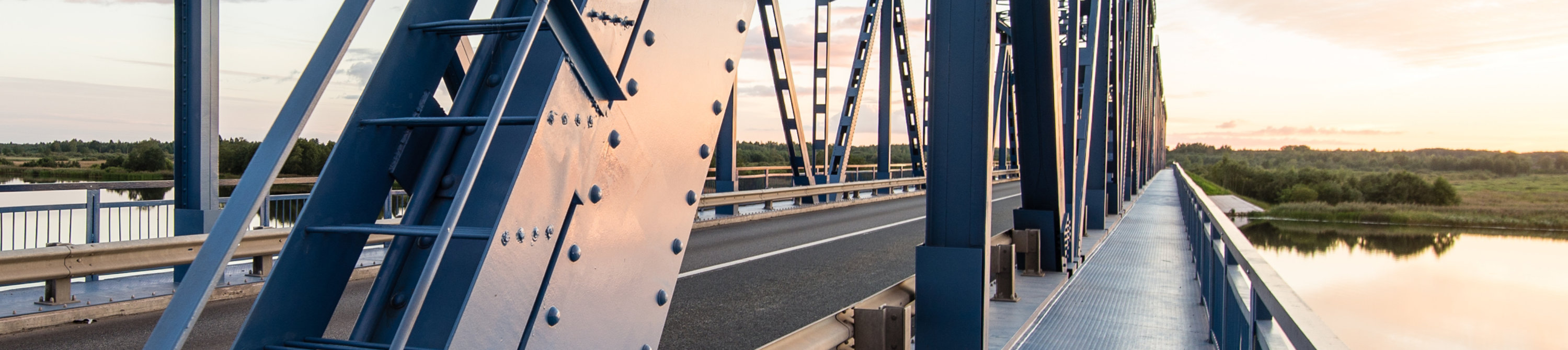 metal rail bridge