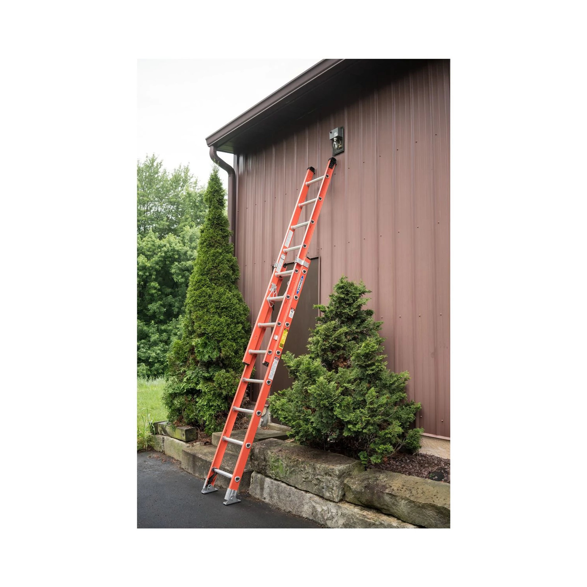 Werner D62002 Series Fiberglass Extension Ladder SherwinWilliams