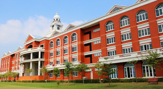 Siam International school